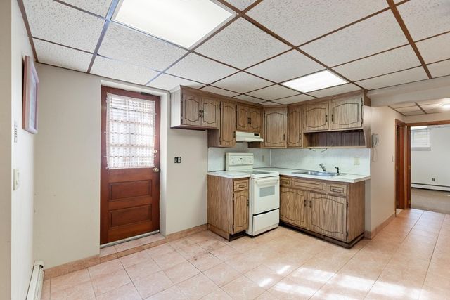158 Common St, Watertown, MA 02472
