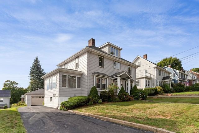 158 Common St, Watertown, MA 02472