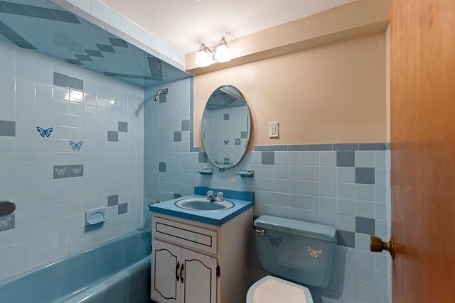 158 Common St, Watertown, MA 02472