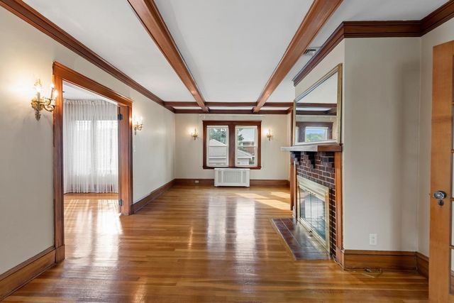 158 Common St, Watertown, MA 02472