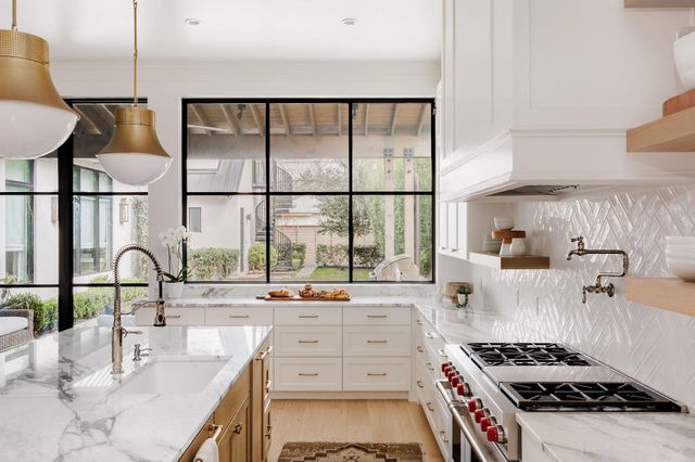 1908 W 36th ST, Austin, TX 78731