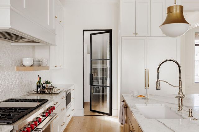 1908 W 36th ST, Austin, TX 78731