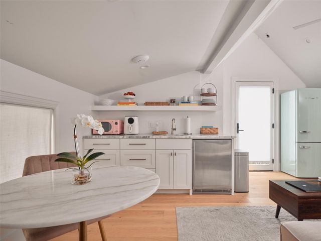 1908 W 36th ST, Austin, TX 78731