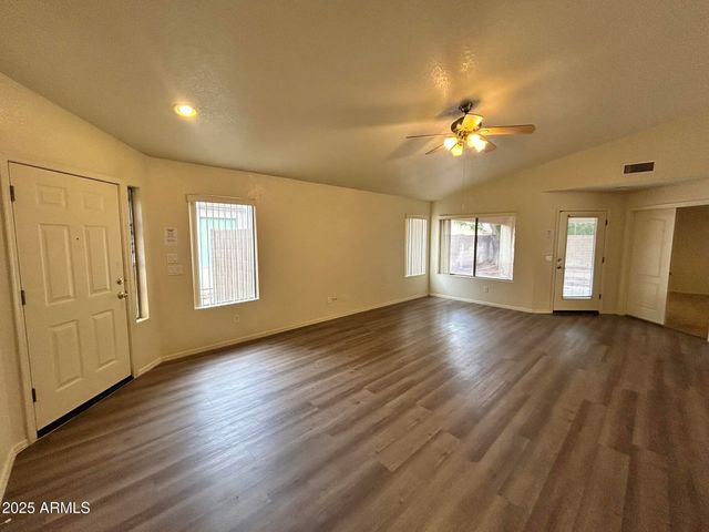 10857 E WIER Avenue, Mesa, AZ 85208