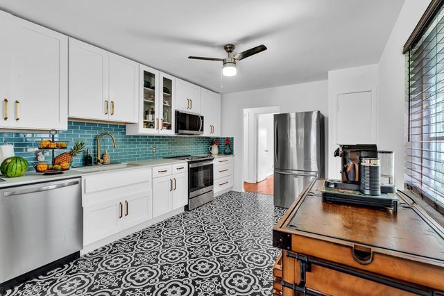 408 N J Street, Lake Worth Beach, FL 33460