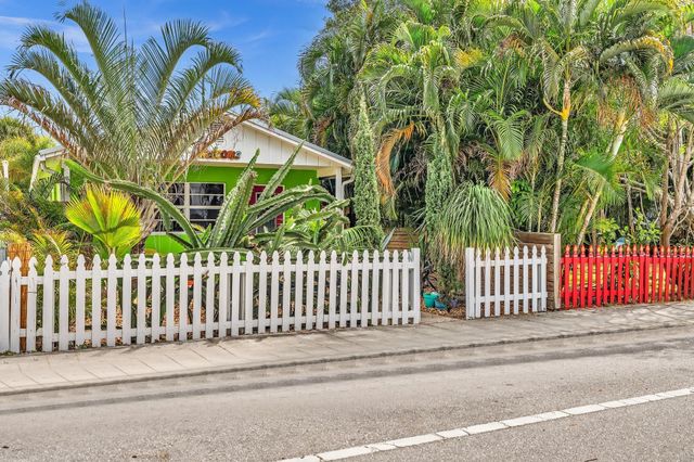 408 N J Street, Lake Worth Beach, FL 33460