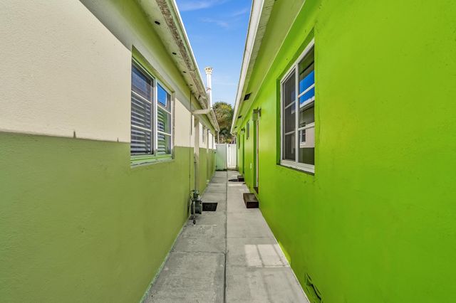 408 N J Street, Lake Worth Beach, FL 33460