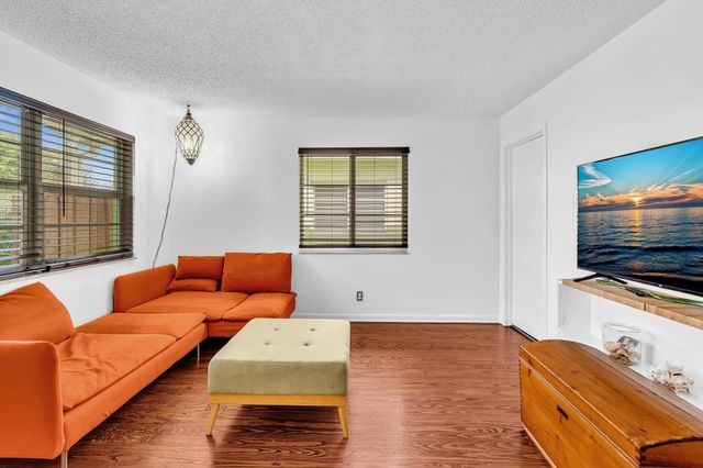 408 N J Street, Lake Worth Beach, FL 33460