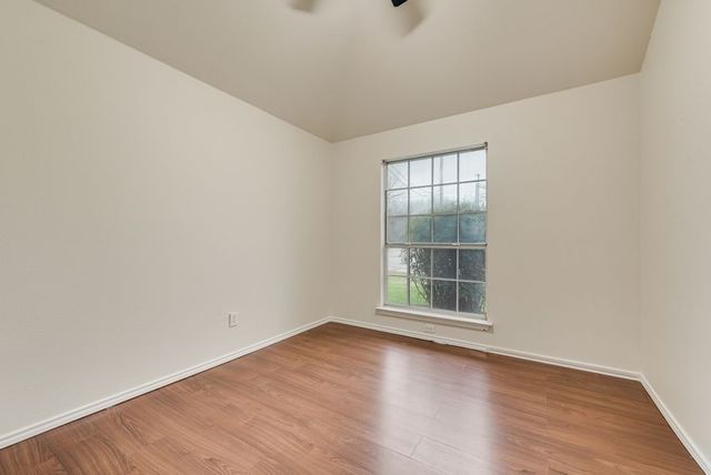 600 N Chattey Road, Desoto, TX 75115