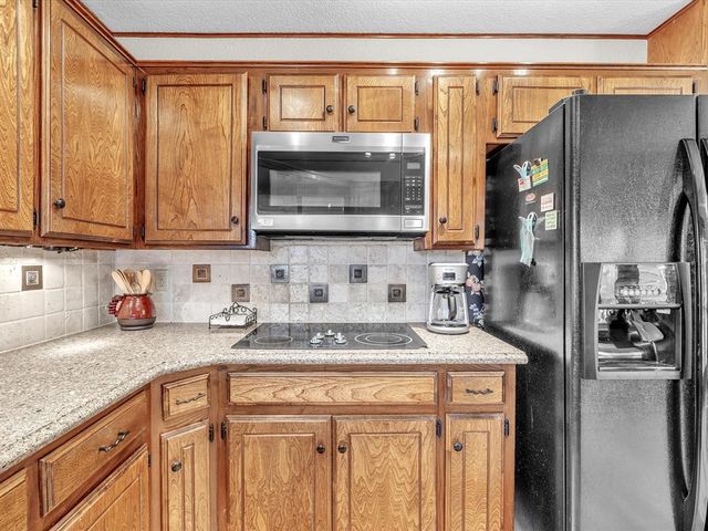 2909 Parkside Drive, Edmond, OK 73012