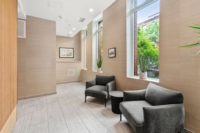 7 E. Springfield 5B, Boston, MA 02118