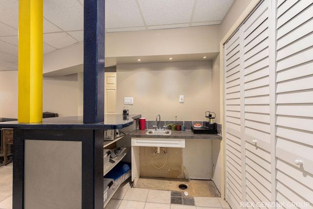 1154 Springwood Drive SE, Grand Rapids, MI 49508