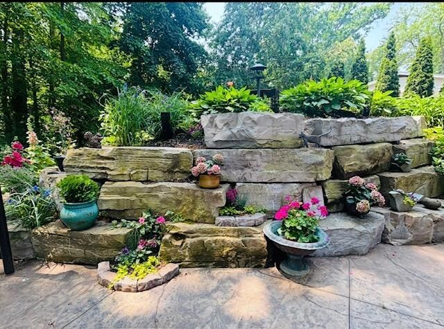 1154 Springwood Drive SE, Grand Rapids, MI 49508