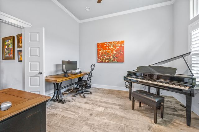 3 Cripple Creek CT, Wimberley, TX 78676