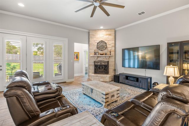 3 Cripple Creek CT, Wimberley, TX 78676