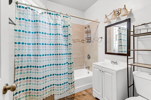 7130 S Langley Avenue, Chicago, IL 60619