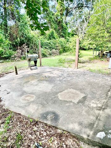 231 PR 5085, Grapeland, TX 75844