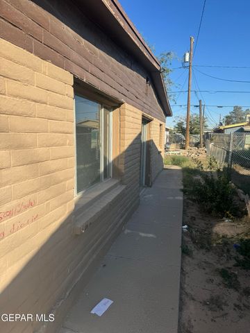 632 Southside Road, El Paso, TX 79907