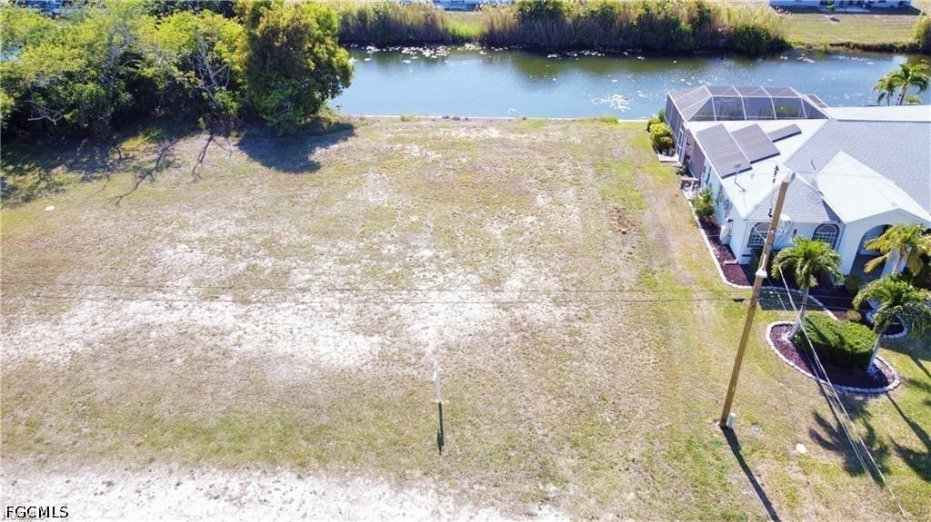 16 SE 8th PL, Cape Coral, FL 33990