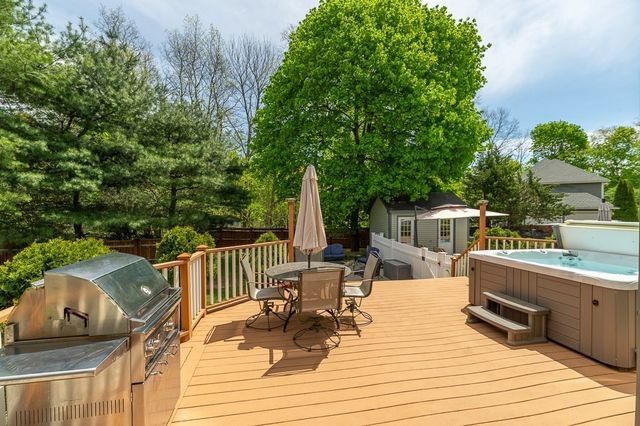 3 Meeting Place Circle, Beverly, MA 01915