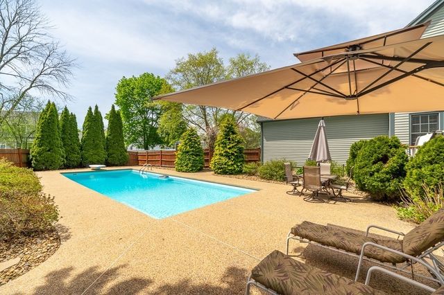 3 Meeting Place Circle, Beverly, MA 01915