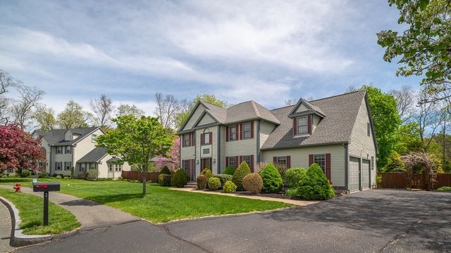 3 Meeting Place Circle, Beverly, MA 01915