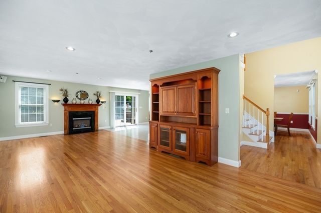 3 Meeting Place Circle, Beverly, MA 01915