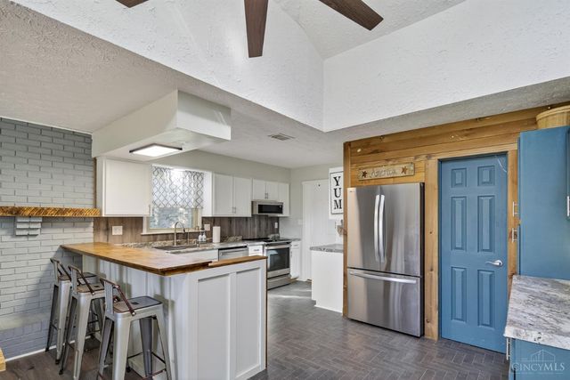 5373 Gabbard Drive, St Clair Twp, OH 45067