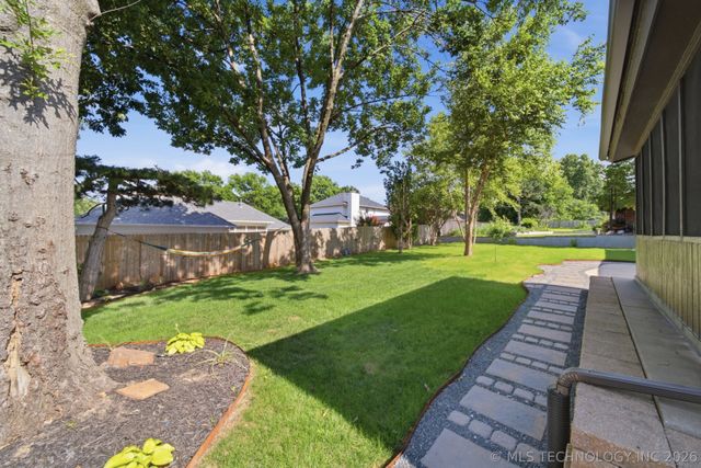6407 S Quebec Avenue, Tulsa, OK 74136