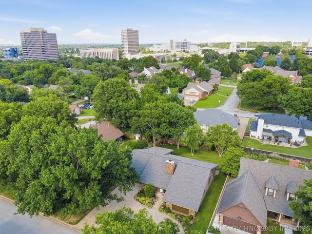 6407 S Quebec Avenue, Tulsa, OK 74136