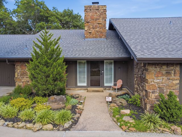 6407 S Quebec Avenue, Tulsa, OK 74136