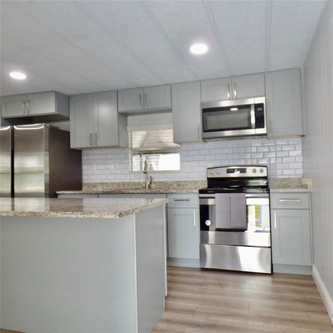 4637 FOX RIDGE BOULEVARD, Wesley Chapel, FL 33543