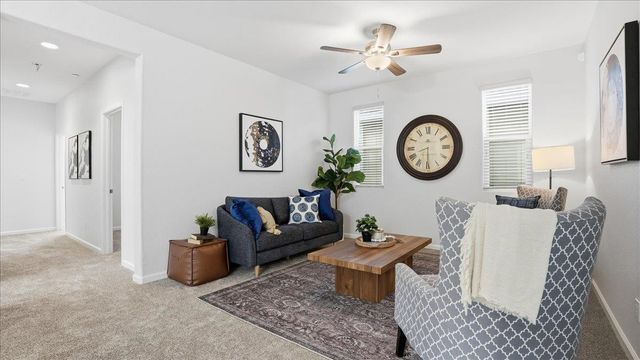 2101 Camino Real Way, Roseville, CA 95747