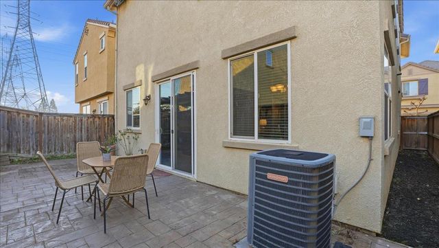 2101 Camino Real Way, Roseville, CA 95747