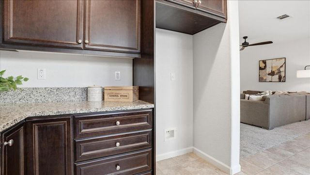 2101 Camino Real Way, Roseville, CA 95747