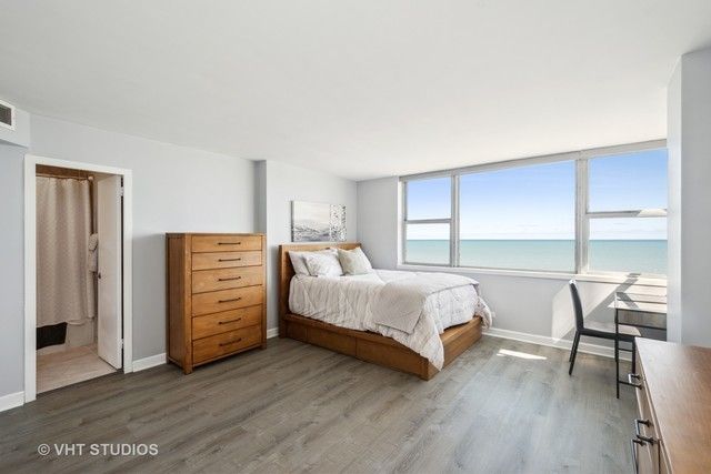 6301 N Sheridan Road 11K, Chicago, IL 60660