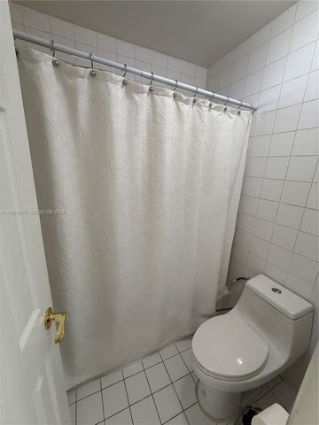 5223 NW 168th Terrace, Miami Gardens, FL 33055