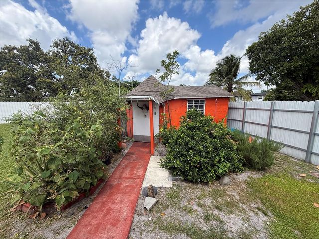 5223 NW 168th Terrace, Miami Gardens, FL 33055