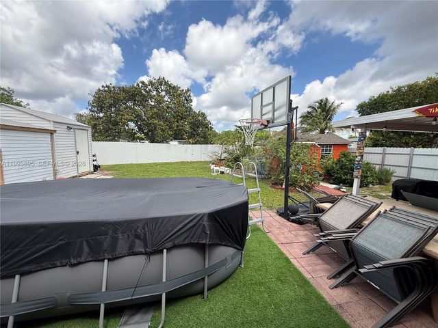 5223 NW 168th Terrace, Miami Gardens, FL 33055