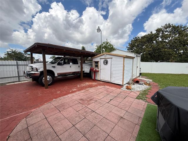 5223 NW 168th Terrace, Miami Gardens, FL 33055