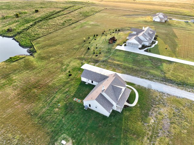 10978 Gregory Road, Sanger, TX 76266