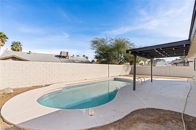 3512 Corona Del Mar Drive, Las Vegas, NV 89108