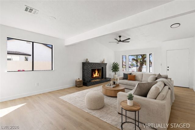 3512 Corona Del Mar Drive, Las Vegas, NV 89108