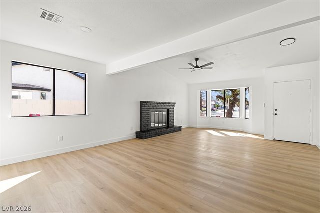 3512 Corona Del Mar Drive, Las Vegas, NV 89108