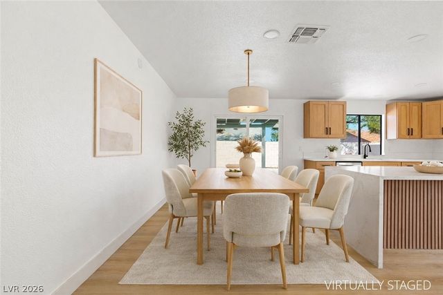 3512 Corona Del Mar Drive, Las Vegas, NV 89108