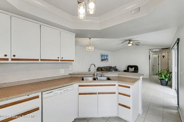 904 Maplewood Court, Melbourne, FL 32940