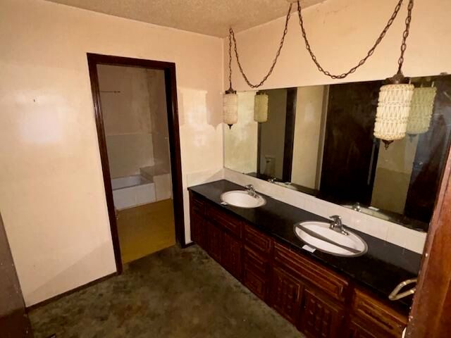 2527 W Lombard Street, Springfield, MO 65802