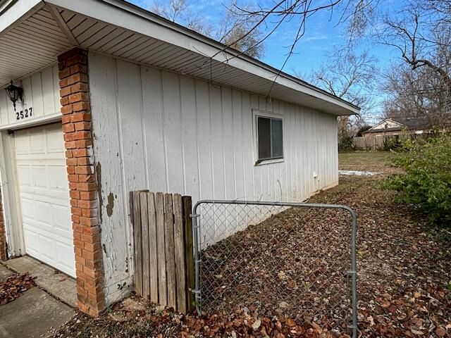 2527 W Lombard Street, Springfield, MO 65802