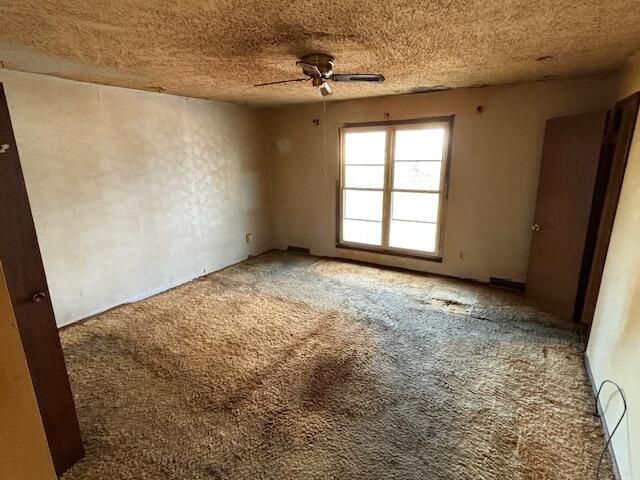 2527 W Lombard Street, Springfield, MO 65802