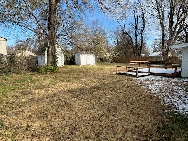 2527 W Lombard Street, Springfield, MO 65802